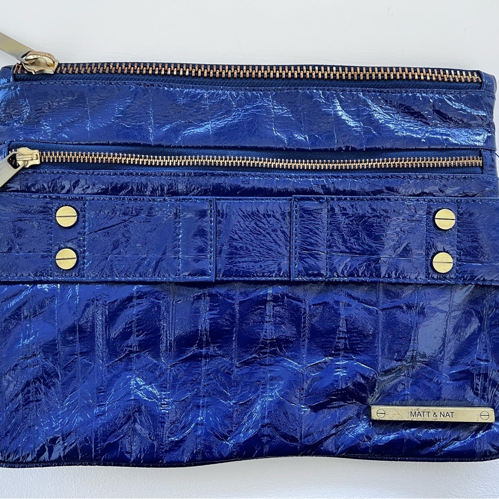 MATT & NAT - VINTAGE/VEGAN BLUE CRINKLE CLUTCH BAG